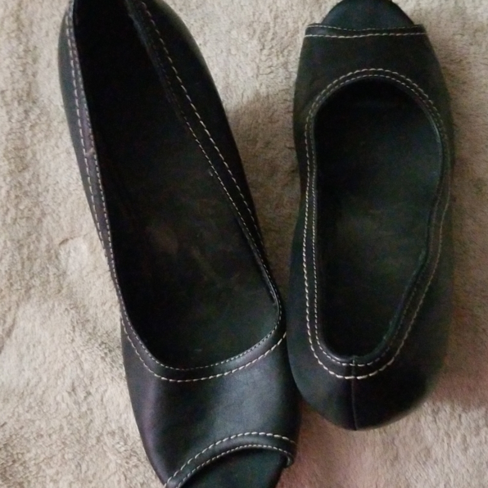 Brown wedge open toe